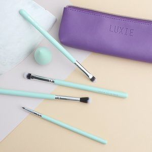LUXIE Floral Eye Set + Makeup Sponge